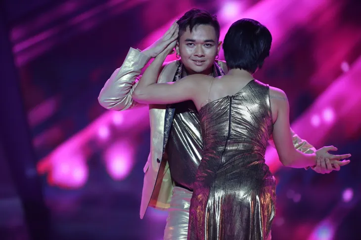 Bộ ba giám khảo Bước nhảy ngàn cân rủ nhau bỏ về vì giận... Trấn Thành - Ảnh 2.