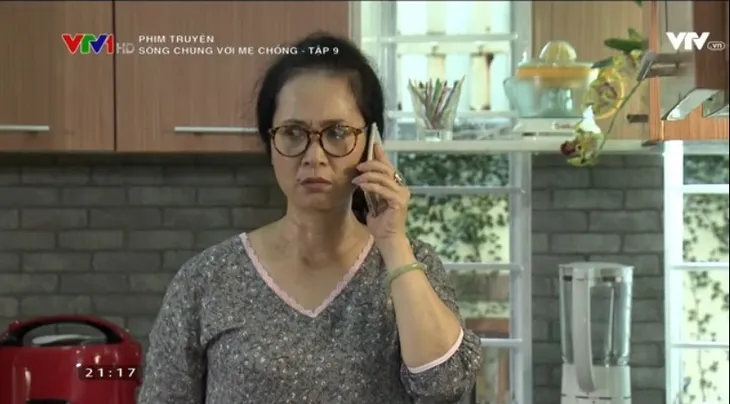 Sống chung với mẹ chồng - Tập 9: Thanh (Anh Dũng) vào hùa với mẹ truy xét Vân (Bảo Thanh) vì có trai lạ gọi điện - Ảnh 2. Sống chung với mẹ chồng - Tập 9: Thanh (Anh Dũng) vào hùa với mẹ truy xét Vân (Bảo Thanh) vì có trai lạ gọi điện - Ảnh 2.