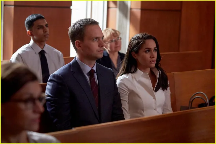 Hậu đính hôn với Hoàng tử nước Anh, Meghan Markle giã từ vai diễn đình đám - Ảnh 5. Hậu đính hôn với Hoàng tử nước Anh, Meghan Markle giã từ vai diễn đình đám - Ảnh 5.
