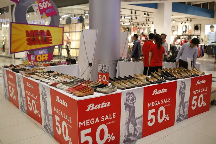Người dân Hà thành ăn chơi hết cỡ với Mega Sales tại AEON MALL Long Biên - Ảnh 5. Người dân Hà thành ăn chơi hết cỡ với Mega Sales tại AEON MALL Long Biên - Ảnh 5.