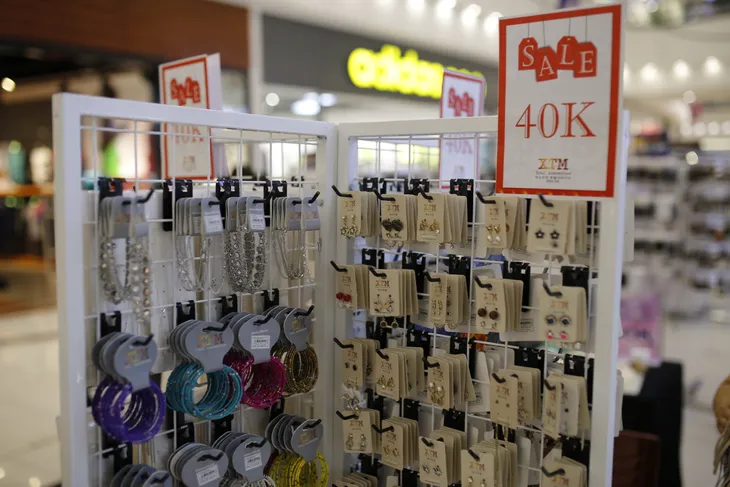 Người dân Hà thành ăn chơi hết cỡ với Mega Sales tại AEON MALL Long Biên - Ảnh 6. Người dân Hà thành ăn chơi hết cỡ với Mega Sales tại AEON MALL Long Biên - Ảnh 6.