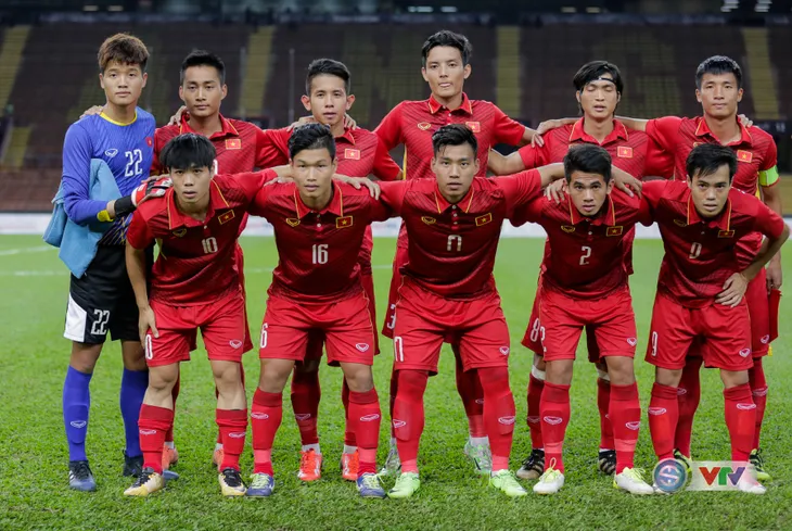 ẢNH: Những khoảnh khắc trong chiến thắng 4 sao của U22 Việt Nam trước U22 Philippines - Ảnh 7. ẢNH: Những khoảnh khắc trong chiến thắng 4 sao của U22 Việt Nam trước U22 Philippines - Ảnh 7.