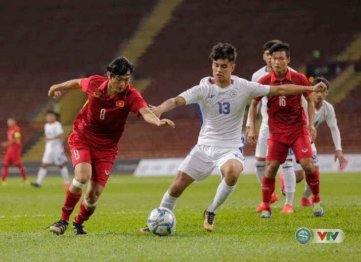 ẢNH: Những khoảnh khắc trong chiến thắng 4 sao của U22 Việt Nam trước U22 Philippines - Ảnh 10. ẢNH: Những khoảnh khắc trong chiến thắng 4 sao của U22 Việt Nam trước U22 Philippines - Ảnh 10.