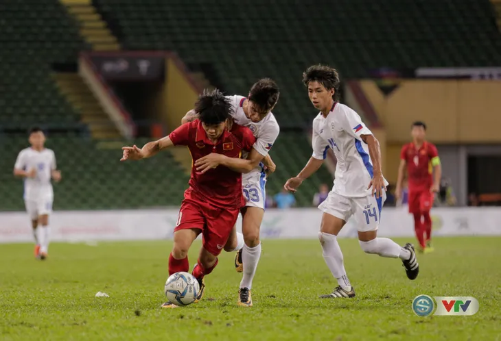 ẢNH: Những khoảnh khắc trong chiến thắng 4 sao của U22 Việt Nam trước U22 Philippines - Ảnh 14. ẢNH: Những khoảnh khắc trong chiến thắng 4 sao của U22 Việt Nam trước U22 Philippines - Ảnh 14.