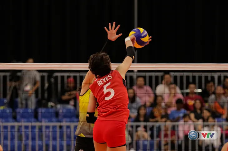 SEA Games 29: ĐT bóng chuyền nữ Việt Nam gặp ĐT nữ Indonesia tại bán kết - Ảnh 4. SEA Games 29: ĐT bóng chuyền nữ Việt Nam gặp ĐT nữ Indonesia tại bán kết - Ảnh 4.