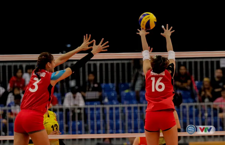 SEA Games 29: ĐT bóng chuyền nữ Việt Nam gặp ĐT nữ Indonesia tại bán kết - Ảnh 3. SEA Games 29: ĐT bóng chuyền nữ Việt Nam gặp ĐT nữ Indonesia tại bán kết - Ảnh 3.