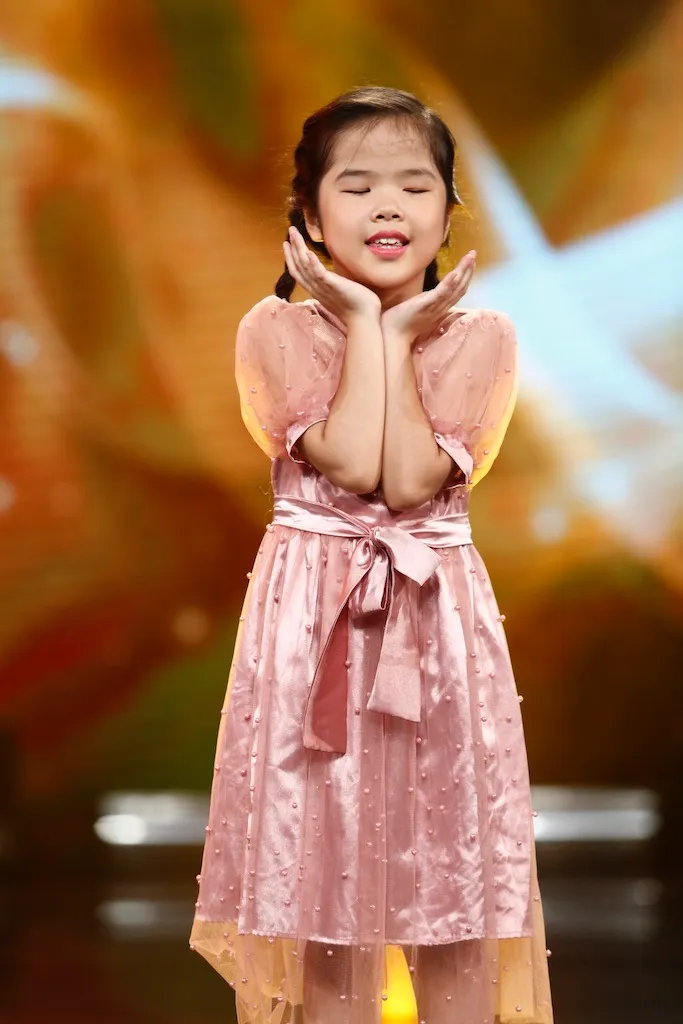 Vietnam Idol Kids 2017: Các thí sinh nữ chính thức lên sàn đấu - Ảnh 6. Vietnam Idol Kids 2017: Các thí sinh nữ chính thức lên sàn đấu - Ảnh 6.