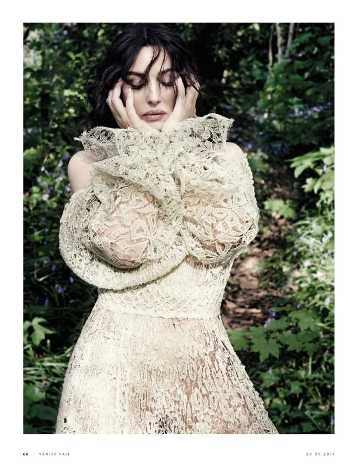 Choáng váng với độ trẻ trung của Monica Bellucci - Ảnh 3. Choáng váng với độ trẻ trung của Monica Bellucci - Ảnh 3.