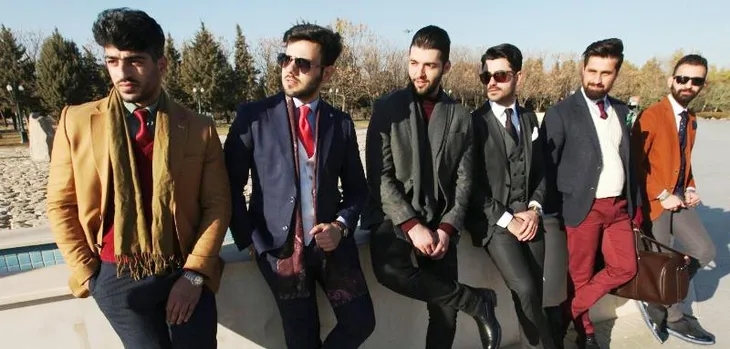 Những quý ông fashionista của Iraq gây sốt cộng đồng mạng - Ảnh 8. Những quý ông fashionista của Iraq gây sốt cộng đồng mạng - Ảnh 8.