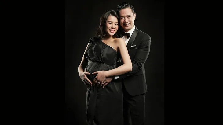Hồ Hạnh Nhi chụp ảnh kỷ niệm trước khi vỡ chum - Ảnh 5. Hồ Hạnh Nhi chụp ảnh kỷ niệm trước khi vỡ chum - Ảnh 5.