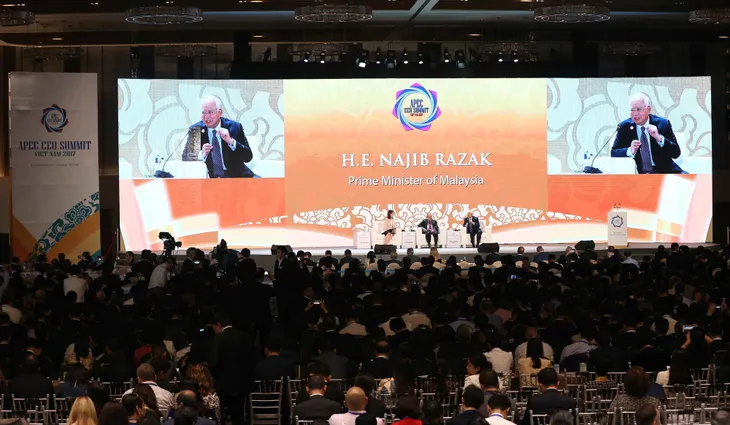 Ngày 3 APEC CEO Summit 2017 bàn về sử dụng hiệu quả tài nguyên và phát triển bền vững - Ảnh 2. Ngày 3 APEC CEO Summit 2017 bàn về sử dụng hiệu quả tài nguyên và phát triển bền vững - Ảnh 2.