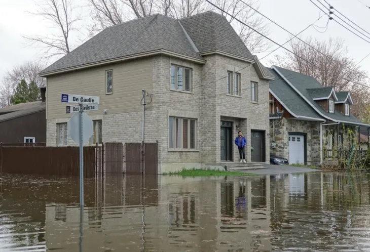 Canada: Ngập lụt nghiêm trọng do mưa lớn kéo dài - Ảnh 1. Canada: Ngập lụt nghiêm trọng do mưa lớn kéo dài - Ảnh 1.