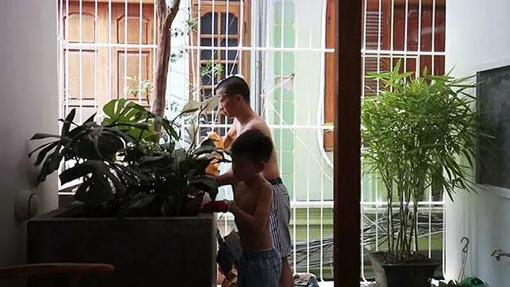 Nằm sâu trong ngõ nhỏ của Thủ đô, ngôi nhà ống vẫn ngập tràn ánh sáng - Ảnh 8. Nằm sâu trong ngõ nhỏ của Thủ đô, ngôi nhà ống vẫn ngập tràn ánh sáng - Ảnh 8.