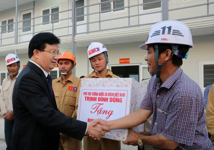 PTTg Trịnh Đình Dũng sẽ dự Lễ động thổ Dự án Nhà Quốc hội Lào - Ảnh 7. PTTg Trịnh Đình Dũng sẽ dự Lễ động thổ Dự án Nhà Quốc hội Lào - Ảnh 7.