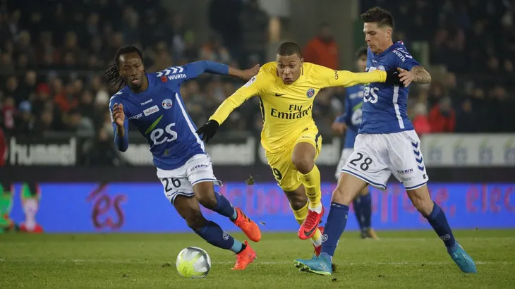 Kết quả bóng đá châu Âu rạng sáng 03/12: Man Utd thắng trận đại chiến, PSG thua trận đầu tiên - Ảnh 4. Kết quả bóng đá châu Âu rạng sáng 03/12: Man Utd thắng trận đại chiến, PSG thua trận đầu tiên - Ảnh 4.