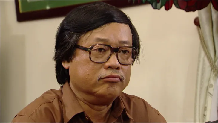 Phim Giao mùa - Tập 10: Hòa (Thanh Huyền) bỏ việc, như phát điên vì bạn trai Hoàng Trung (Tiến Lộc) bỏ đi - Ảnh 11. Phim Giao mùa - Tập 10: Hòa (Thanh Huyền) bỏ việc, như phát điên vì bạn trai Hoàng Trung (Tiến Lộc) bỏ đi - Ảnh 11.