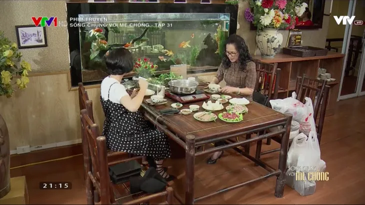 Sống chung với mẹ chồng - Tập 31: Bà Phương (NSND Lan Hương) là vỏ quýt dày thì đã có con dâu mới là móng tay nhọn - Ảnh 11. Sống chung với mẹ chồng - Tập 31: Bà Phương (NSND Lan Hương) là vỏ quýt dày thì đã có con dâu mới là móng tay nhọn - Ảnh 11.