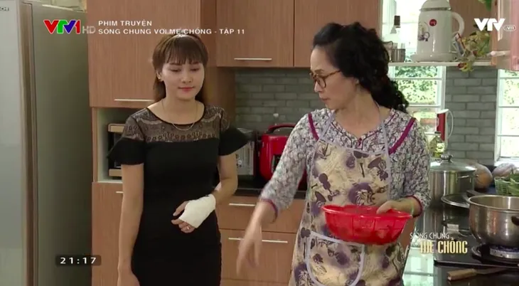 Sống chung với mẹ chồng - Tập 11: Mẹ chồng thủ tiêu thuốc tránh thai rồi, đừng hòng mà tìm thấy - Ảnh 8. Sống chung với mẹ chồng - Tập 11: Mẹ chồng thủ tiêu thuốc tránh thai rồi, đừng hòng mà tìm thấy - Ảnh 8.