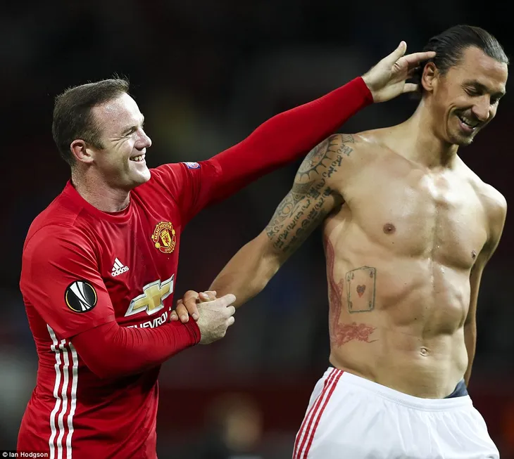 Những dấu mốc khó quên của Rooney trong 13 năm gắn bó với Man Utd - Ảnh 27. Những dấu mốc khó quên của Rooney trong 13 năm gắn bó với Man Utd - Ảnh 27.
