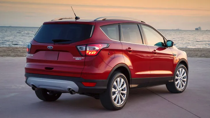 Top 10 xe SUV giá tầm 500 triệu đồng tốt nhất 2017 - Ảnh 2. Top 10 xe SUV giá tầm 500 triệu đồng tốt nhất 2017 - Ảnh 2.