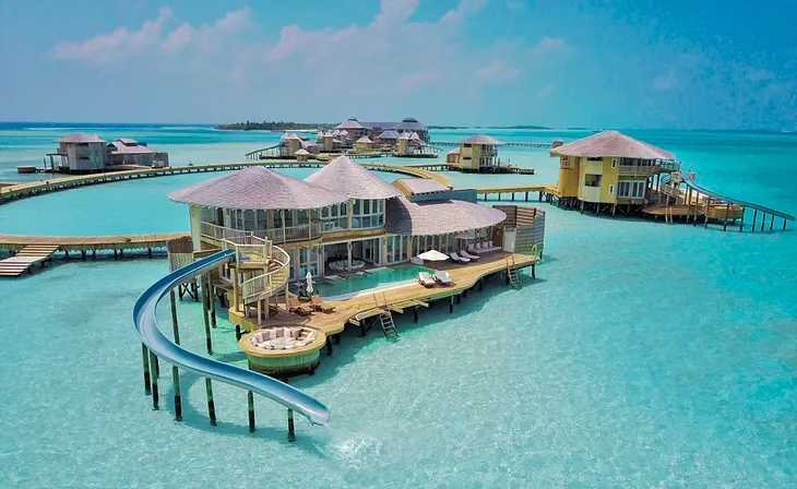 Xem phim, ăn tối giữa mênh mông biển trời Maldives - Ảnh 2. Xem phim, ăn tối giữa mênh mông biển trời Maldives - Ảnh 2.