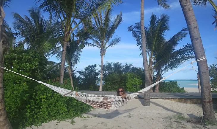 Xem phim, ăn tối giữa mênh mông biển trời Maldives - Ảnh 3. Xem phim, ăn tối giữa mênh mông biển trời Maldives - Ảnh 3.