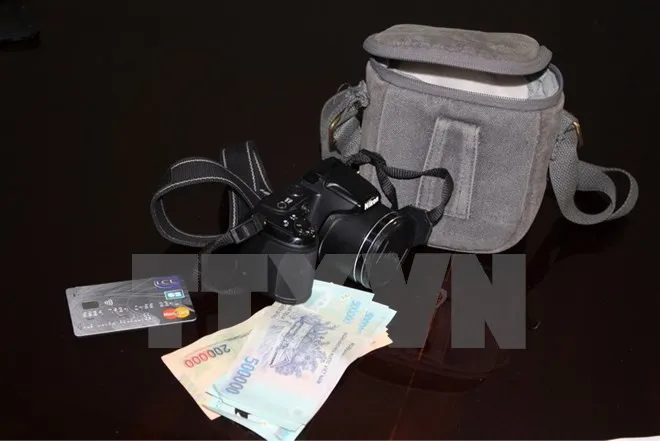 Cần Thơ: Bắt đối tượng giật túi xách của người nước ngoài - Ảnh 1. Cần Thơ: Bắt đối tượng giật túi xách của người nước ngoài - Ảnh 1.