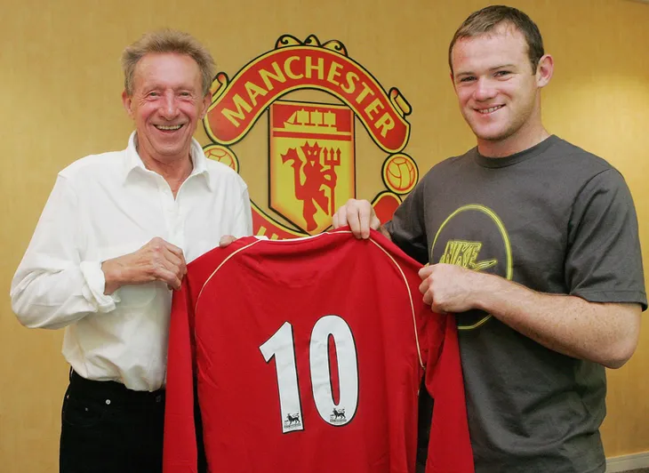 Những dấu mốc khó quên của Rooney trong 13 năm gắn bó với Man Utd - Ảnh 10. Những dấu mốc khó quên của Rooney trong 13 năm gắn bó với Man Utd - Ảnh 10.
