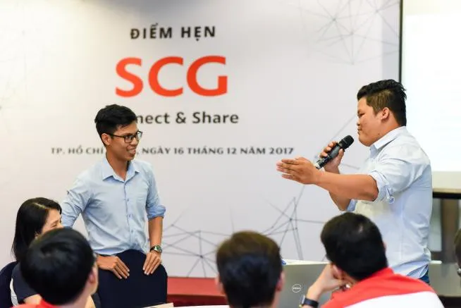 Trao học bổng cho 114 tân sinh viên xuất sắc năm 2017 - Ảnh 11. Trao học bổng cho 114 tân sinh viên xuất sắc năm 2017 - Ảnh 11.