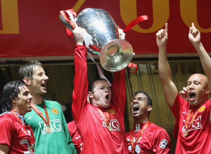 Những dấu mốc khó quên của Rooney trong 13 năm gắn bó với Man Utd - Ảnh 12. Những dấu mốc khó quên của Rooney trong 13 năm gắn bó với Man Utd - Ảnh 12.