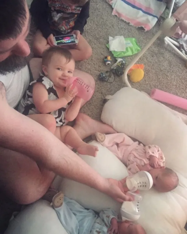 Chỉ có BỐ mới có thể làm cho con những điều này... - Ảnh 15. Chỉ có BỐ mới có thể làm cho con những điều này... - Ảnh 15.