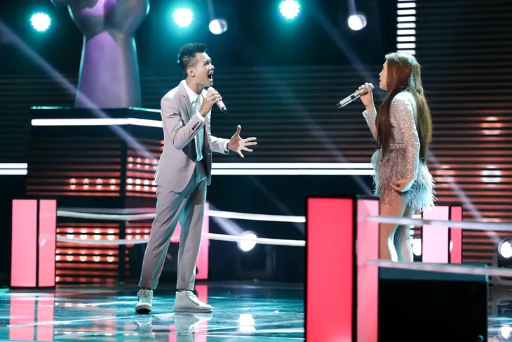 The Voice: Đông Nhi ngả mũ trước khả năng hát Opera của học trò Thu Minh - Ảnh 3. The Voice: Đông Nhi ngả mũ trước khả năng hát Opera của học trò Thu Minh - Ảnh 3.