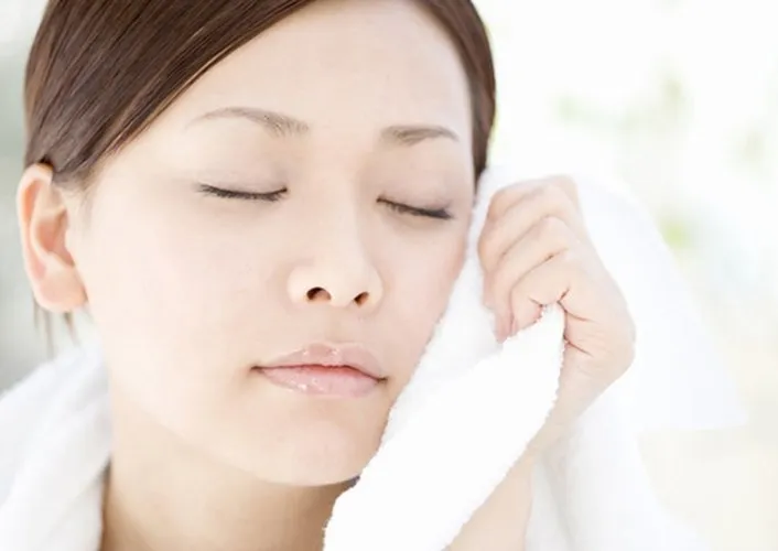 7 tip chăm sóc da cơ bản trong mùa đông - Ảnh 2. 7 tip chăm sóc da cơ bản trong mùa đông - Ảnh 2.