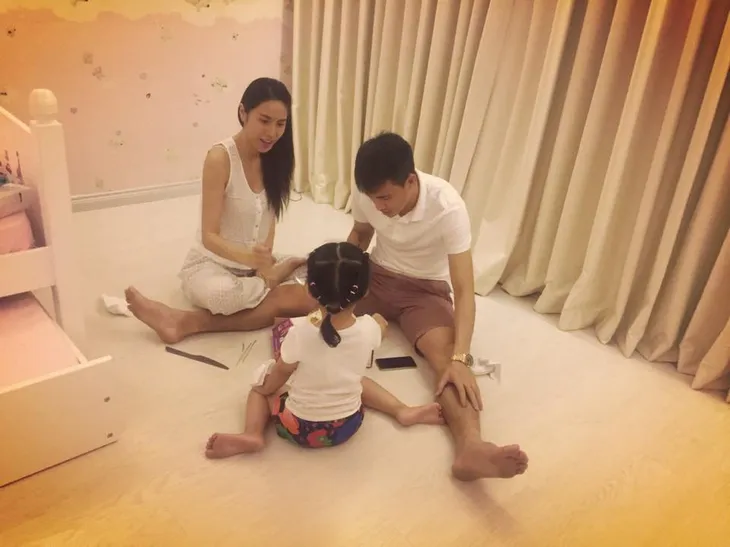 Người ta thích khoe con, những sao Việt này lại giấu nhẹm - Ảnh 4. Người ta thích khoe con, những sao Việt này lại giấu nhẹm - Ảnh 4.