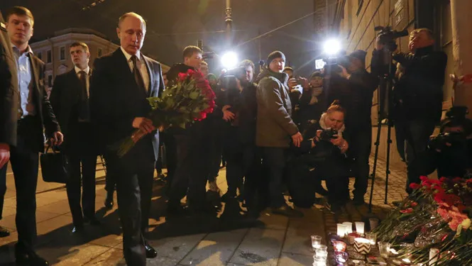 Ông Putin cũng ở St. Petersburg khi xảy ra vụ nổ tàu điện ngầm - Ảnh 1. Ông Putin cũng ở St. Petersburg khi xảy ra vụ nổ tàu điện ngầm - Ảnh 1.