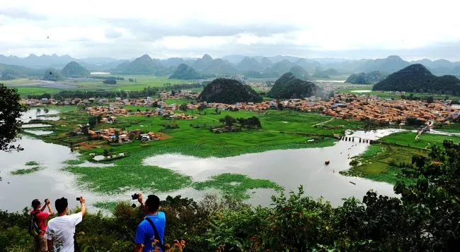 Mùa hè rực rỡ tại công viên sinh thái Puzhehei, Trung Quốc - Ảnh 2. Mùa hè rực rỡ tại công viên sinh thái Puzhehei, Trung Quốc - Ảnh 2.