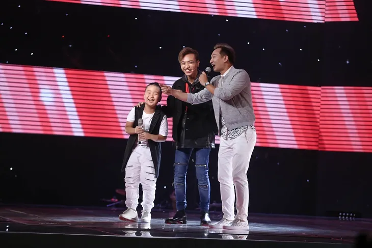 Giọng hát Việt nhí: Soobin Hoàng Sơn sướng rơn, có học trò mới chất lừ nhờ... Big Bang! - Ảnh 3. Giọng hát Việt nhí: Soobin Hoàng Sơn sướng rơn, có học trò mới chất lừ nhờ... Big Bang! - Ảnh 3.