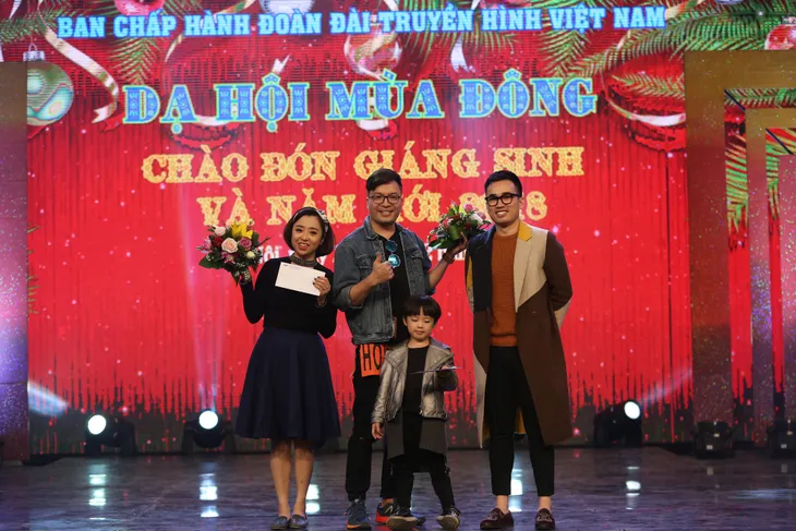 Dạ hội mùa đông sôi động chào năm mới của tuổi trẻ VTV - Ảnh 18. Dạ hội mùa đông sôi động chào năm mới của tuổi trẻ VTV - Ảnh 18.