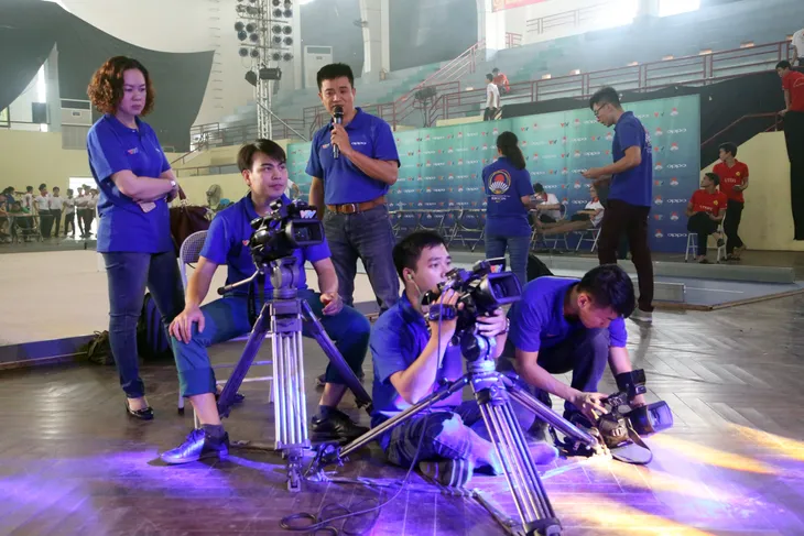 Những hình ảnh hậu trường hiếm người biết tại vòng loại Robocon Việt Nam 2017 - Ảnh 10. Những hình ảnh hậu trường hiếm người biết tại vòng loại Robocon Việt Nam 2017 - Ảnh 10.
