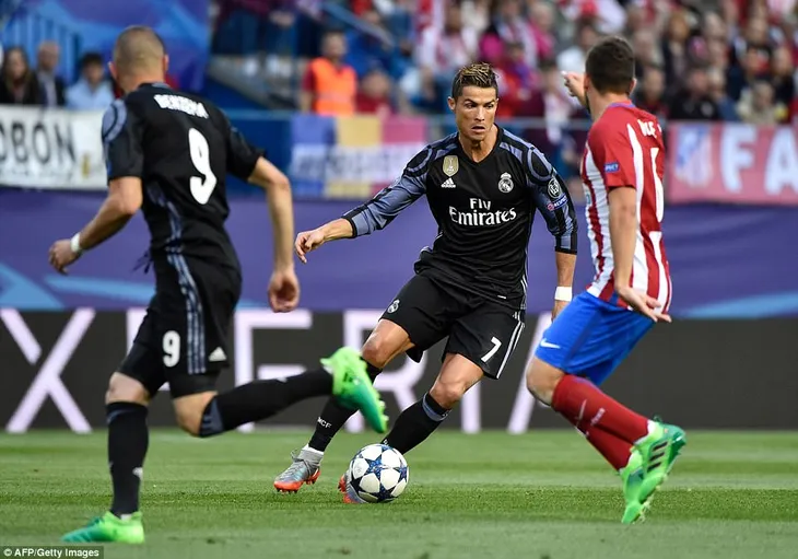 Real thắng một đối thủ trong 4 mùa Chapions League liên tiếp - Ảnh 1. Real thắng một đối thủ trong 4 mùa Chapions League liên tiếp - Ảnh 1.