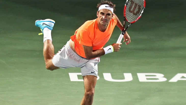 Roger Federer - đẳng cấp khi cầm giao bóng - Ảnh 1. Roger Federer - đẳng cấp khi cầm giao bóng - Ảnh 1.
