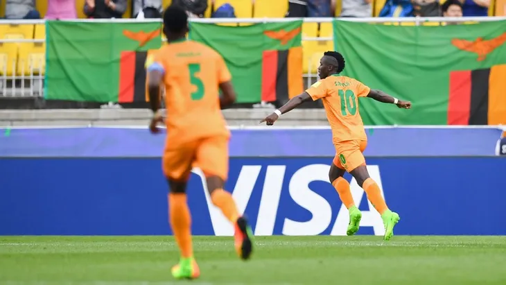 Kết quả tứ kết FIFA U20 thế giới 2017: U20 Italia vượt qua U20 Zambia chỉ với 10 người - Ảnh 5. Kết quả tứ kết FIFA U20 thế giới 2017: U20 Italia vượt qua U20 Zambia chỉ với 10 người - Ảnh 5.