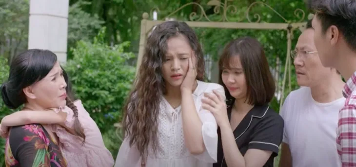 Ngược chiều nước mắt - Tập 23: Nghi Phương mải vui vẻ bên Liêm nên để lạc mất con, Thành tặng vợ một cú tát - Ảnh 6. Ngược chiều nước mắt - Tập 23: Nghi Phương mải vui vẻ bên Liêm nên để lạc mất con, Thành tặng vợ một cú tát - Ảnh 6.