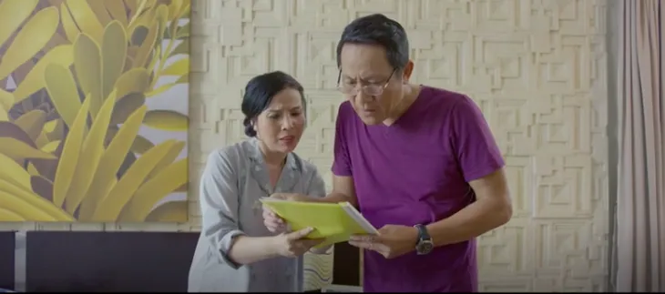Ngược chiều nước mắt - Tập 26: Bố mẹ há hốc mồm vì Trang mang thai 3 tháng mà không biết con ai - Ảnh 7. Ngược chiều nước mắt - Tập 26: Bố mẹ há hốc mồm vì Trang mang thai 3 tháng mà không biết con ai - Ảnh 7.