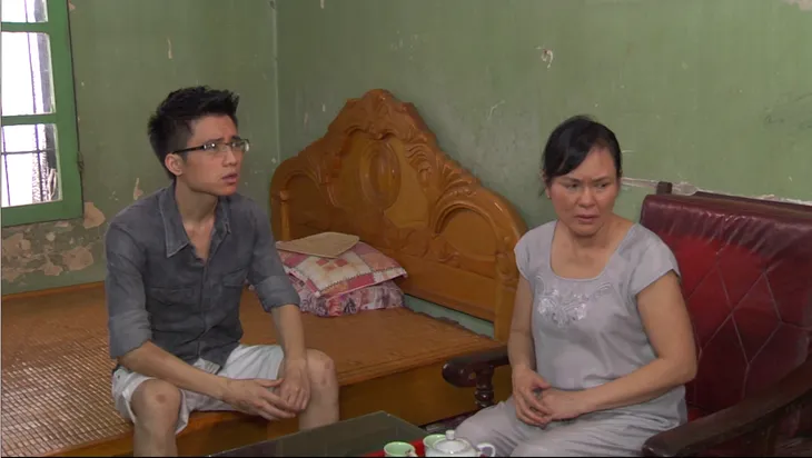Phim Giao mùa - Tập 35: Dù thất bại nhưng Mai (Huyền Lizzie) không muốn Hưng (Chí Nhân) giúp đỡ - Ảnh 8. Phim Giao mùa - Tập 35: Dù thất bại nhưng Mai (Huyền Lizzie) không muốn Hưng (Chí Nhân) giúp đỡ - Ảnh 8.