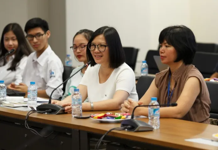 Nhà báo Nhật Hoa: Bố mẹ thông minh cần biết điều gì tốt nhất cho con mình - Ảnh 1. Nhà báo Nhật Hoa: Bố mẹ thông minh cần biết điều gì tốt nhất cho con mình - Ảnh 1.