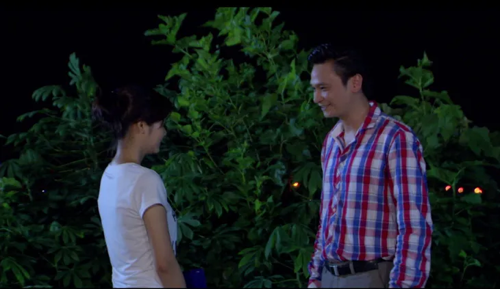Phim Giao mùa - Tập 11: Vừa mới chia tay bạn trai, Hòa (MC Thanh Huyền) lại định cặp kè với Toàn (Công Dũng) - Ảnh 7. Phim Giao mùa - Tập 11: Vừa mới chia tay bạn trai, Hòa (MC Thanh Huyền) lại định cặp kè với Toàn (Công Dũng) - Ảnh 7.