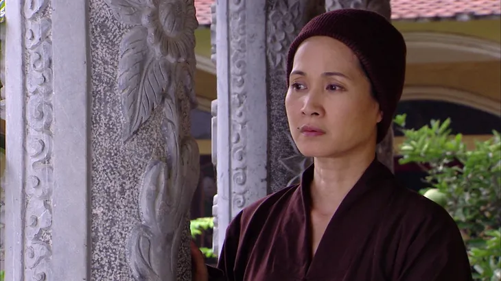 Phim Giao mùa - Tập 20: Bỏ gái bao Tố Loan (Thùy Dương), Trung (Tiến Lộc) quay lại hẹn hò với bạn gái cũ - Ảnh 5. Phim Giao mùa - Tập 20: Bỏ gái bao Tố Loan (Thùy Dương), Trung (Tiến Lộc) quay lại hẹn hò với bạn gái cũ - Ảnh 5.