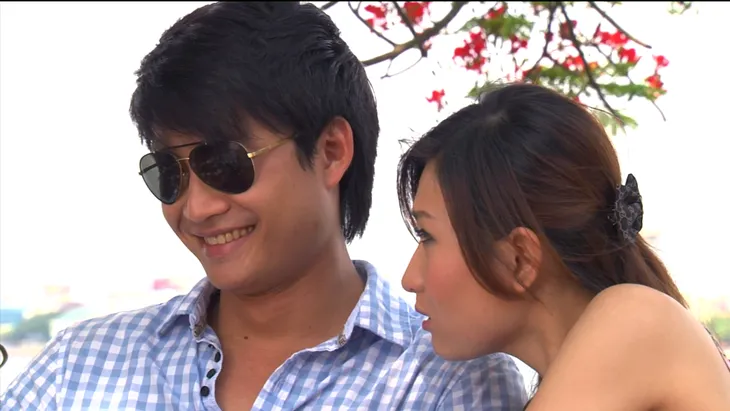 Phim Giao mùa - Tập 2: Toàn (Công Dũng) lộ ra là kẻ trăng hoa, Mai (Huyền Lizzie) lọt vào mắt xanh của Hưng (Chí Nhân) - Ảnh 3. Phim Giao mùa - Tập 2: Toàn (Công Dũng) lộ ra là kẻ trăng hoa, Mai (Huyền Lizzie) lọt vào mắt xanh của Hưng (Chí Nhân) - Ảnh 3.