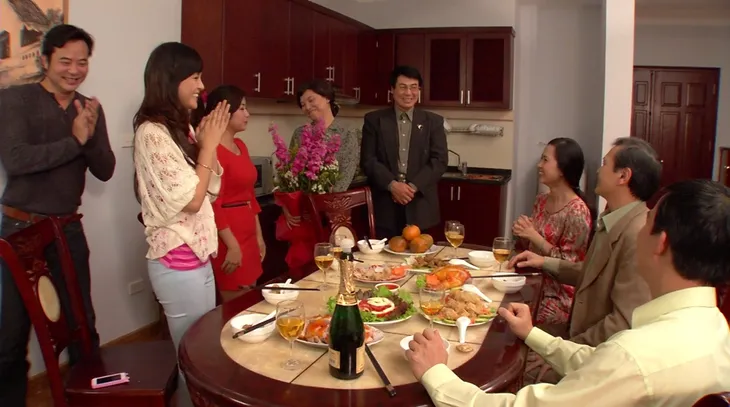 Phim Hoa hồng mua chịu - Tập cuối: Tín (Minh Tiệp) thừa nhận mọi tội danh, Phương (Thu Quỳnh) thoát cảnh đi tù - Ảnh 8. Phim Hoa hồng mua chịu - Tập cuối: Tín (Minh Tiệp) thừa nhận mọi tội danh, Phương (Thu Quỳnh) thoát cảnh đi tù - Ảnh 8.